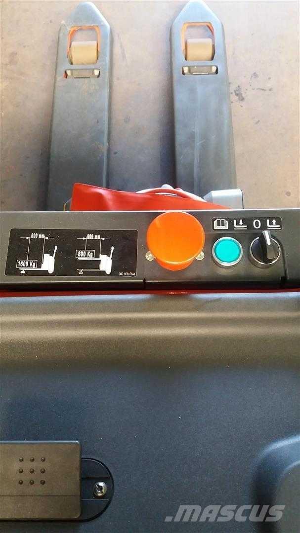 Linde T16L Stapelaar meeloop