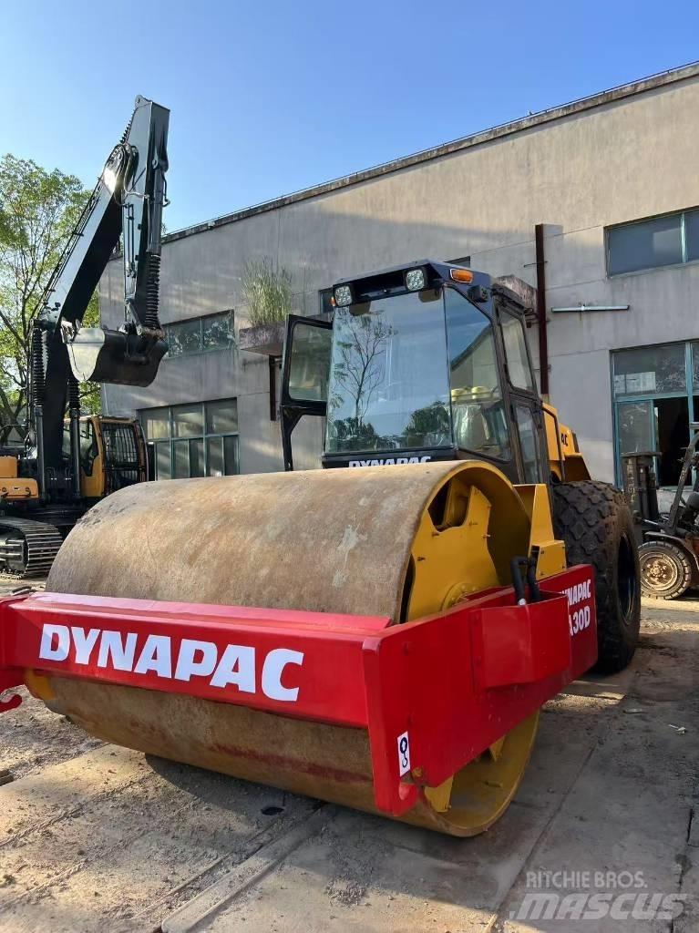 Dynapac CA 30 D Trilrolwalsen