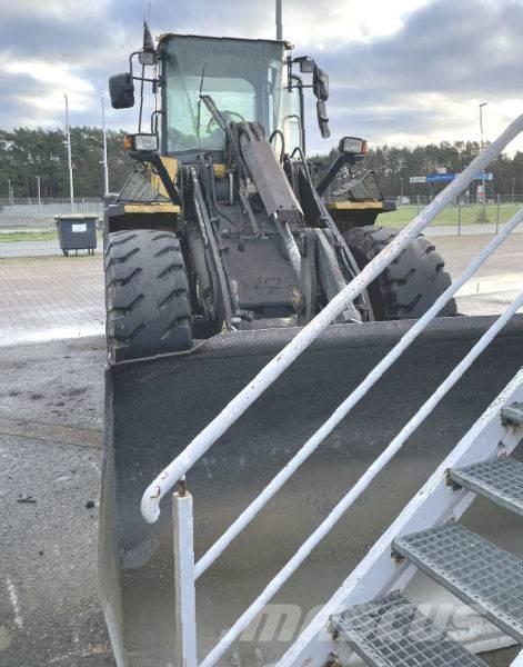 Komatsu WA 200 PT-5 Wielladers