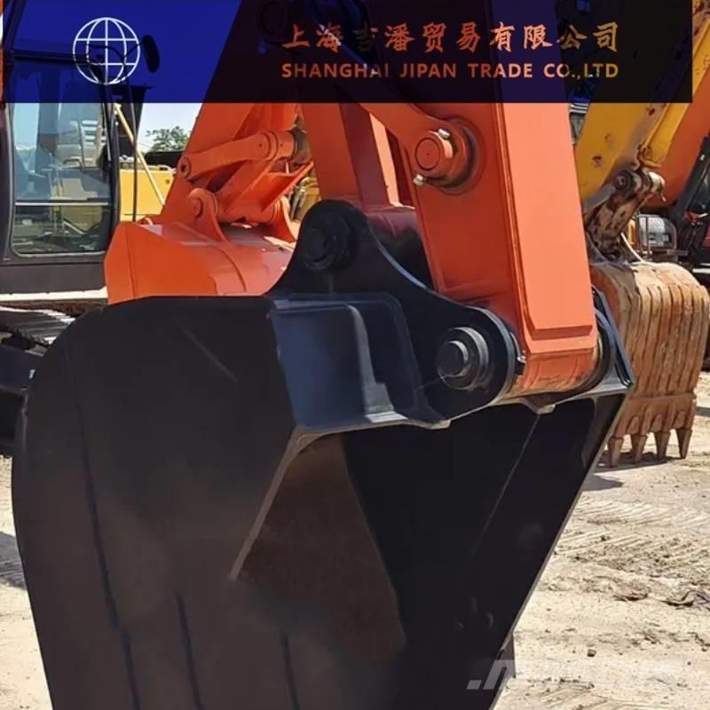 Hitachi ZX 210 Rupsgraafmachines