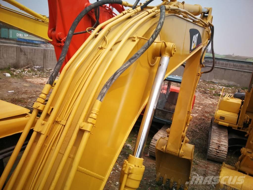 CAT 320 B L Rupsgraafmachines