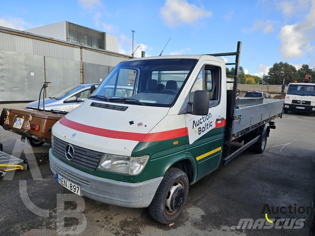 Mercedes-Benz 408 Bestelwagens met open laadbak