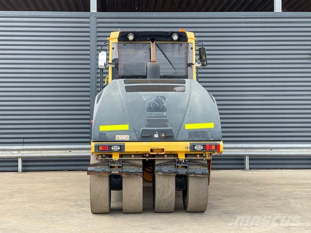 Bomag BW 25 RH Bandenwalsen