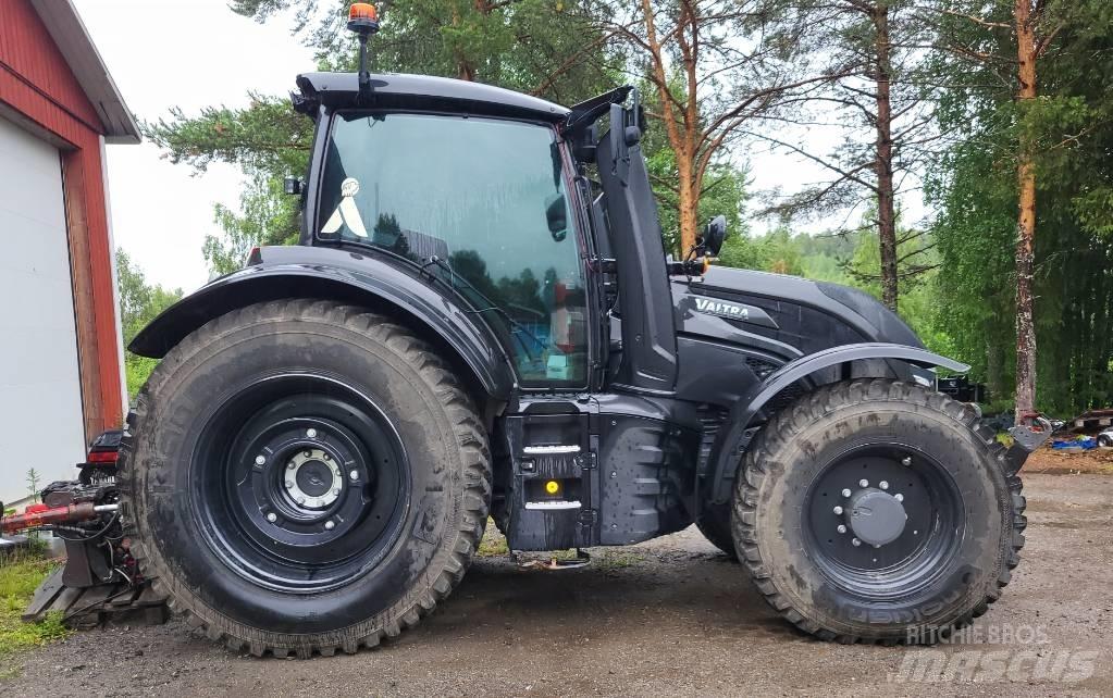 Valtra T 235 D Tractoren
