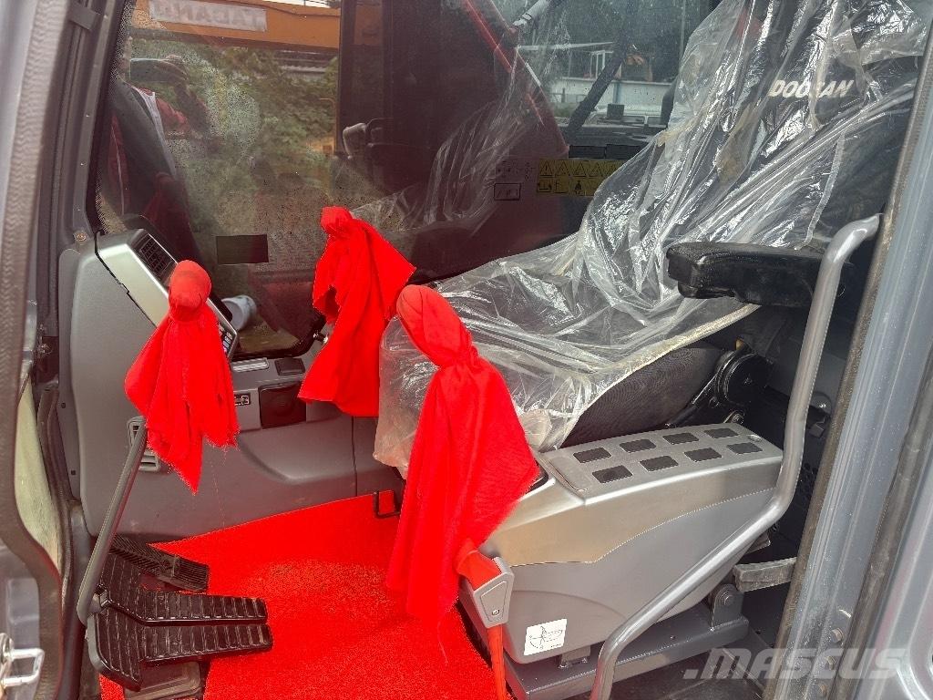 Doosan DX 225 LCA Rupsgraafmachines