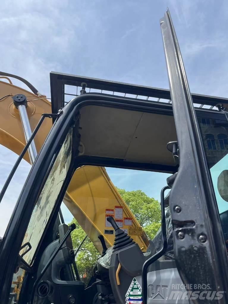 CAT 325 D Rupsgraafmachines