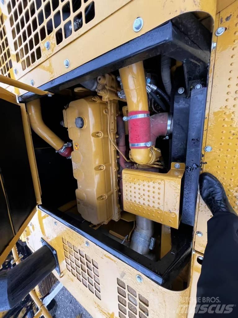 CAT 349 D2 Rupsgraafmachines