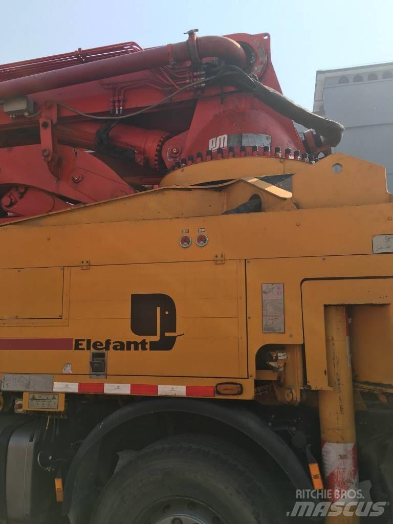 Putzmeister 46m Betonpomptrucks