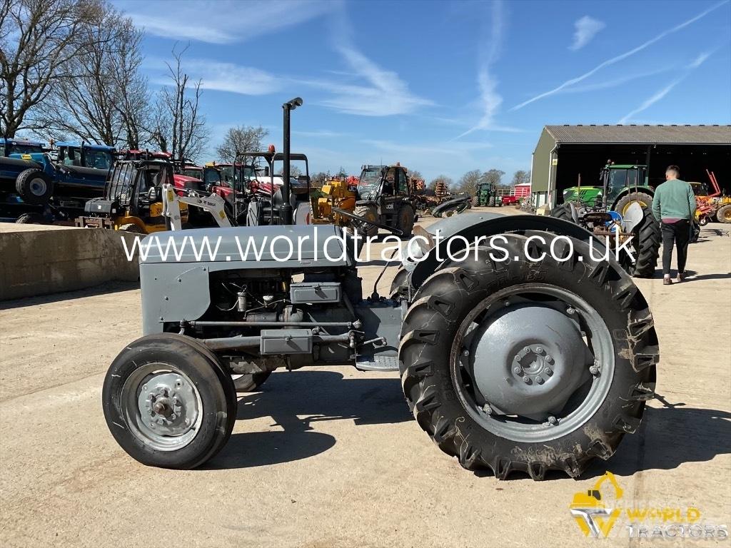 Ferguson TRACTOR Tractoren