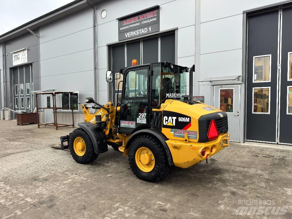 CAT 906M 35 km/h Wielladers