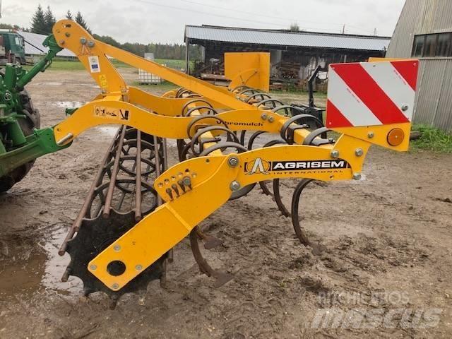 Agrisem VibroMulch Cultivatoren