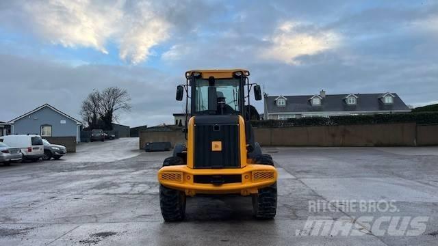 JCB 411 Wielladers