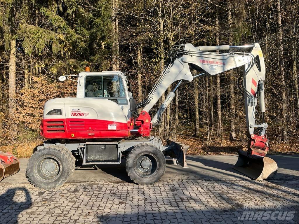Takeuchi TB295W Wielgraafmachines