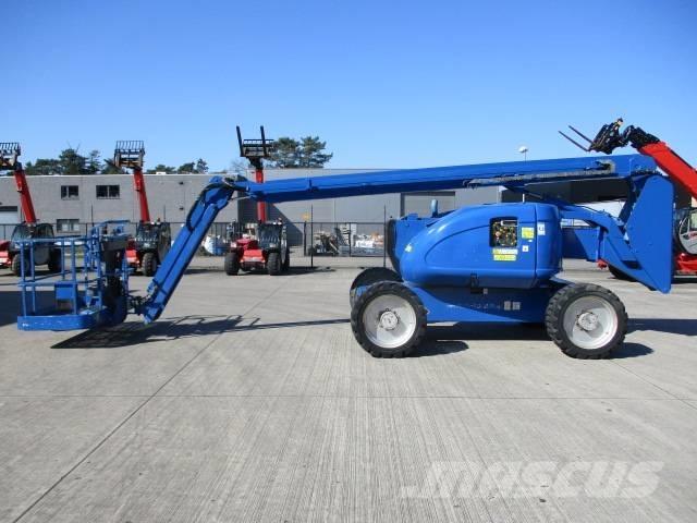 JLG 600 AJ (253) Zelfrijdende knikarm hoogwerker