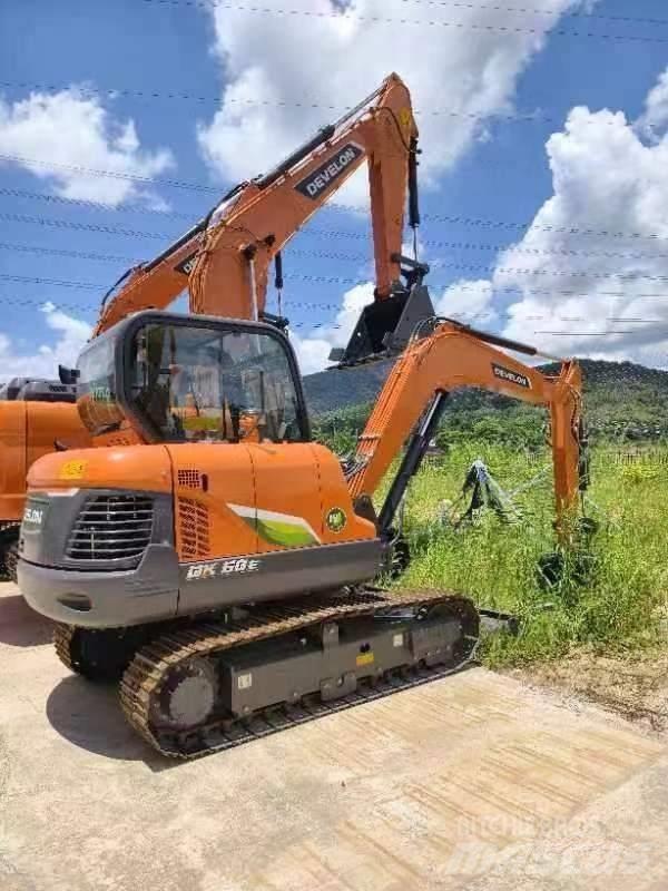 Doosan DX 60E Midigraafmachines 7t - 12t