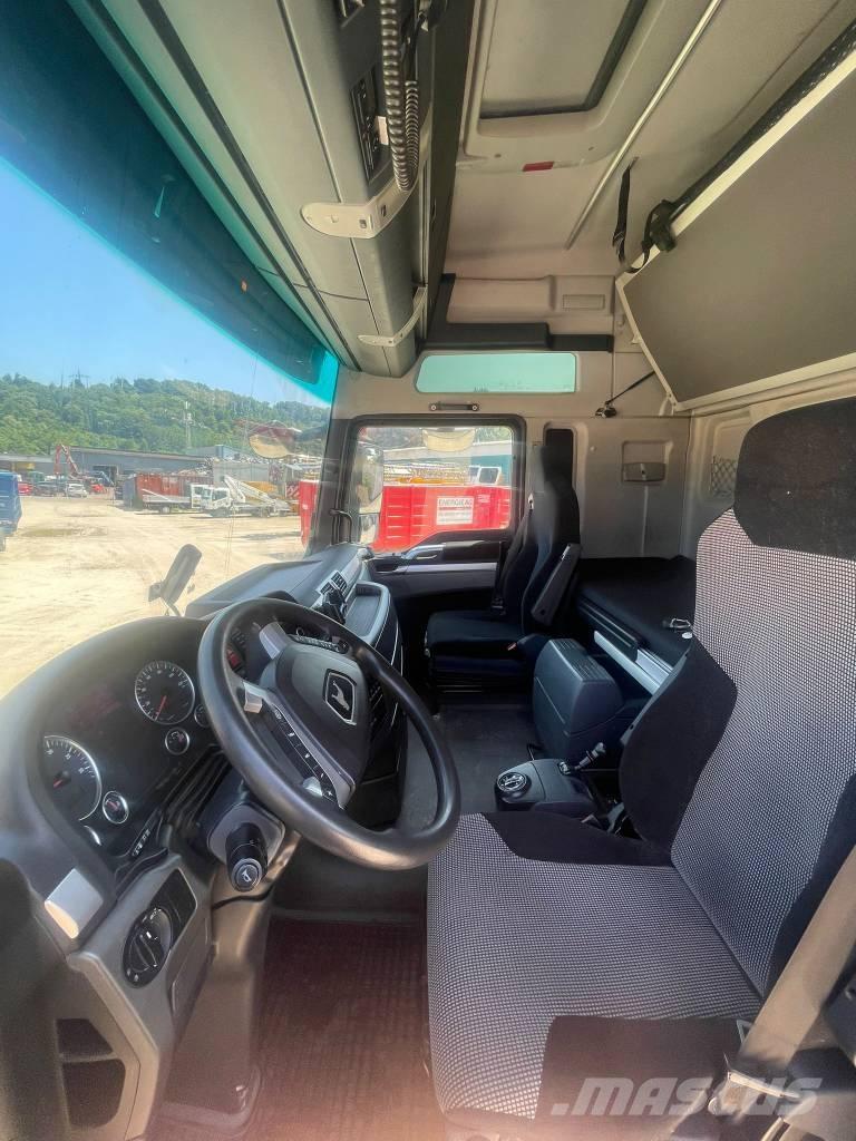 MAN TGX 26.480 BLS Trekkers