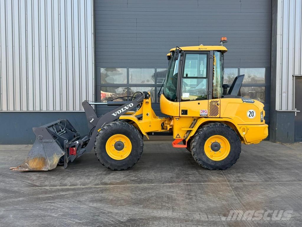 Volvo L30G Wielladers