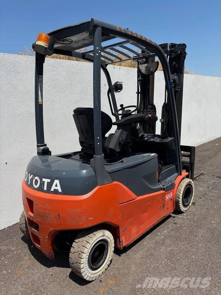 Toyota 8 FBMT 16 Elektrische heftrucks