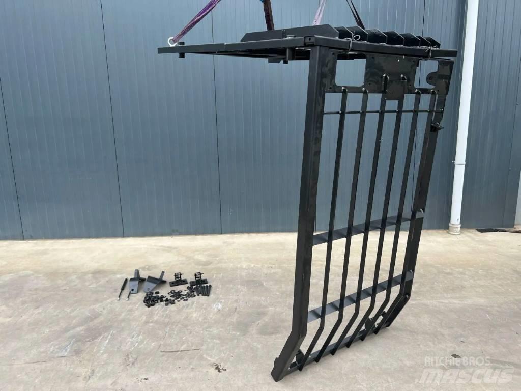 CAT 336D Guard Cabine en interieur