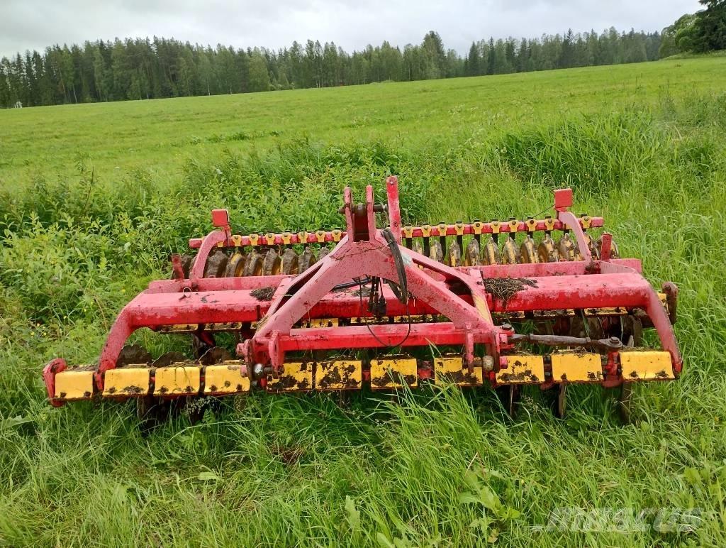 Väderstad CR 3000 Schijveneggen