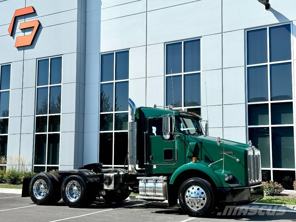 Kenworth T 800 Trekkers