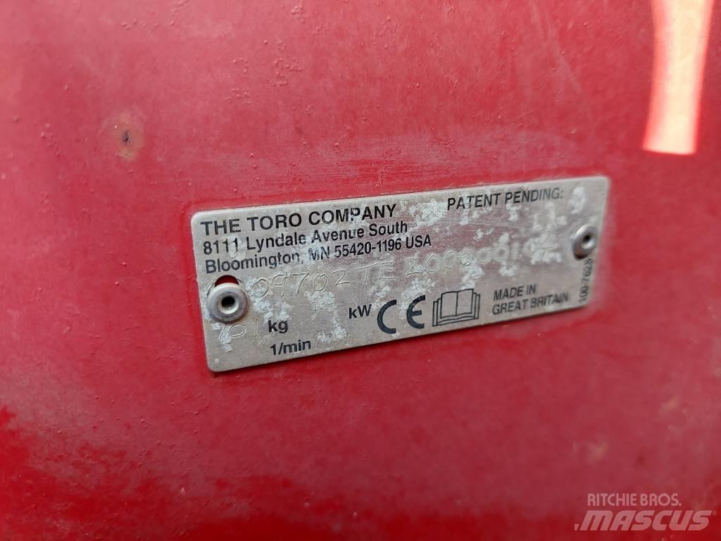 Toro Procore 880 Luchtbrekers en verticuteerders