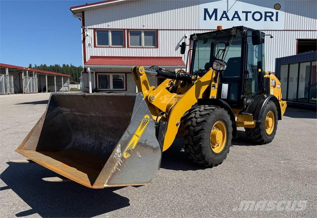 CAT 906M Wielladers