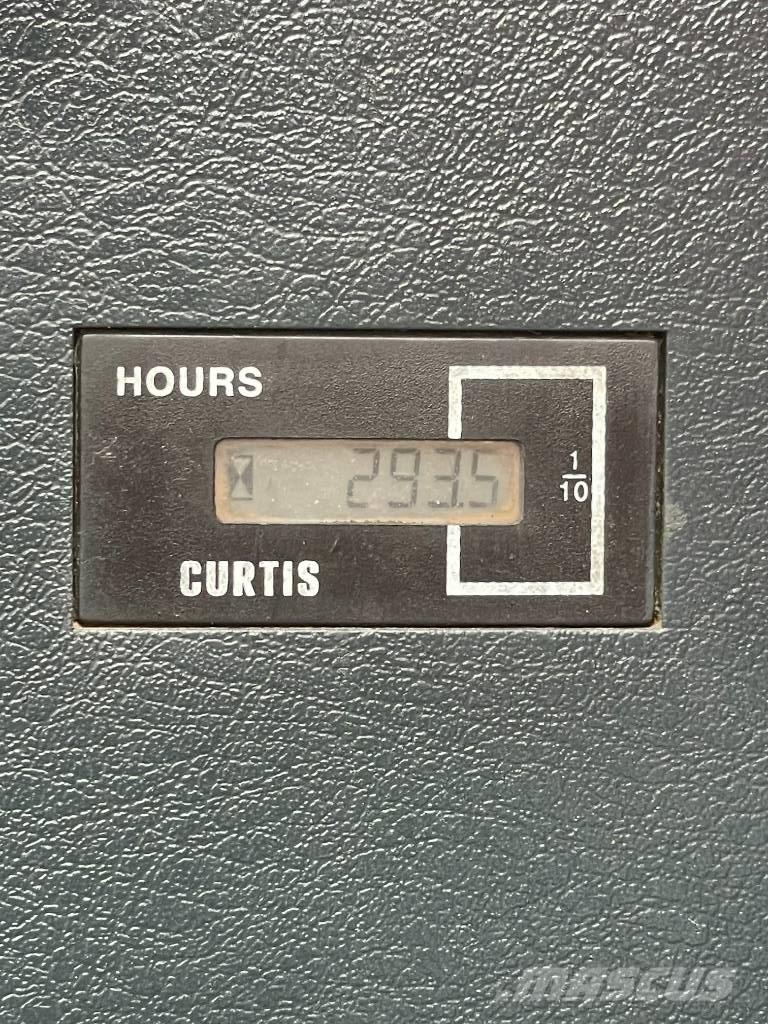 Hyundai 220LC-9S Midigraafmachines 7t - 12t