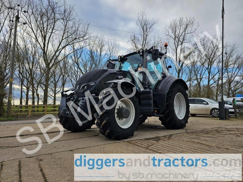 Valtra T 154 Tractoren