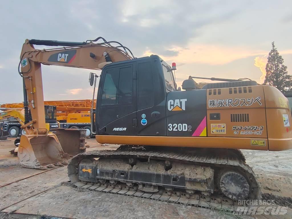 CAT CAT 320D2 Rupsgraafmachines