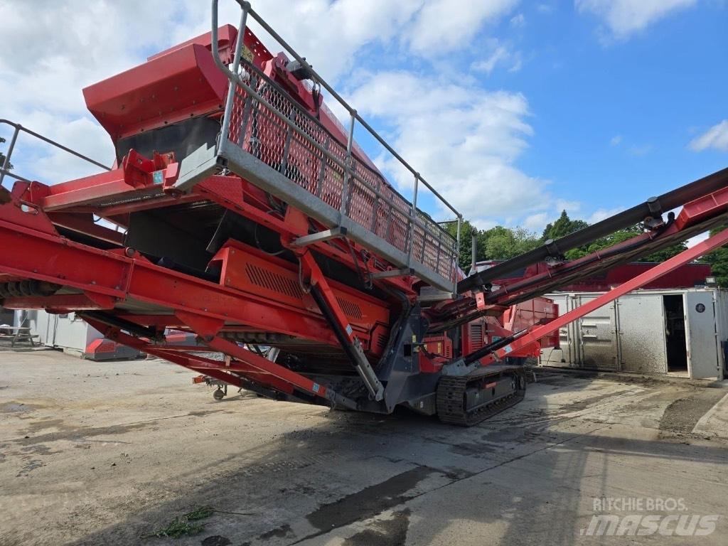 Finlay 683 SuperTrak Mobiele zeefinstallaties