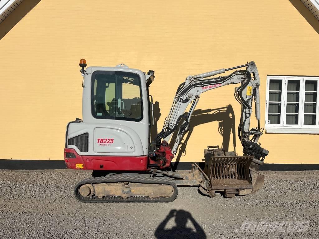 Takeuchi TB 225 Minigraafmachines < 7t