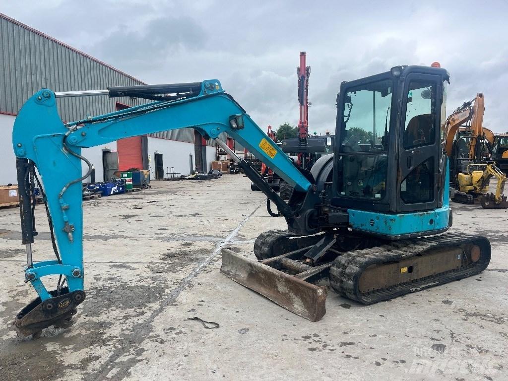 Airman AX 48 U-6 A Minigraafmachines < 7t