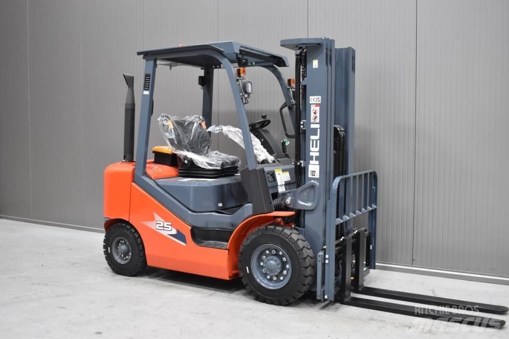 Heli CPCD 25-KU20H Diesel heftrucks