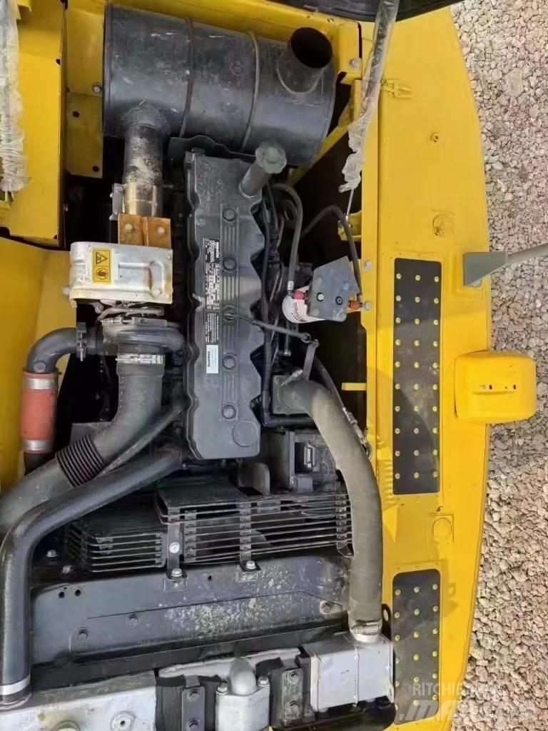Komatsu PC 200 Rupsgraafmachines