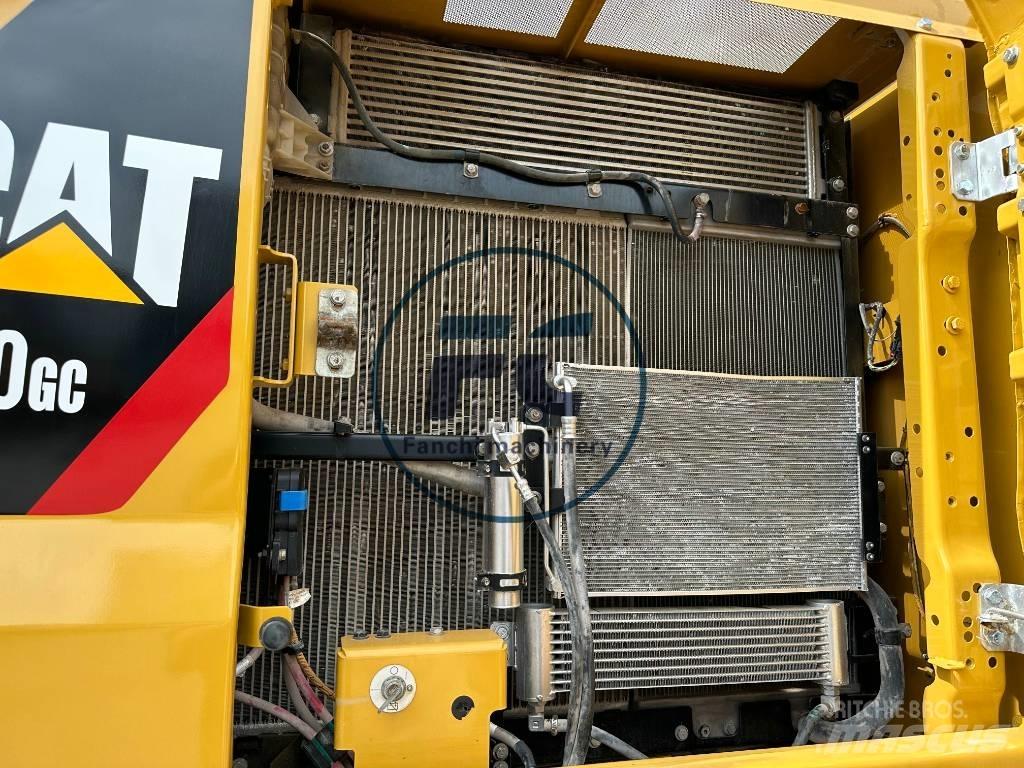CAT 330 GC Rupsgraafmachines