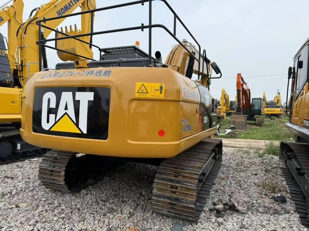 CAT 320D2 Rupsgraafmachines