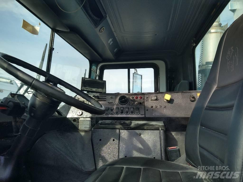 Mack MR Vuilniswagens
