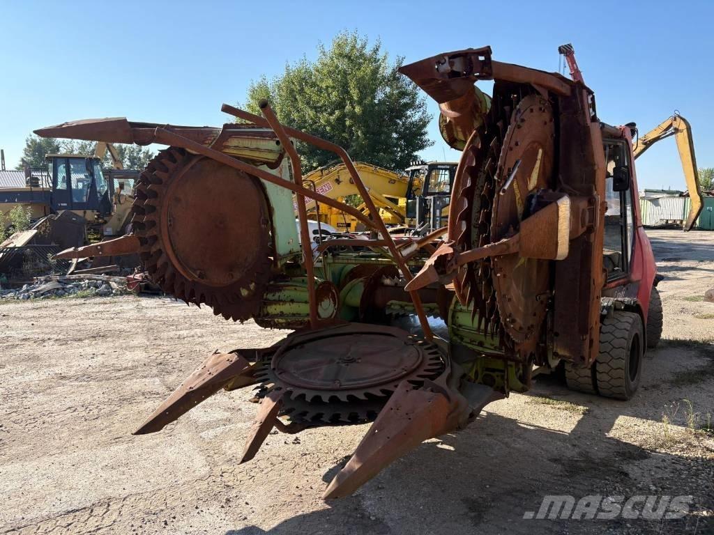 CLAAS RU 450 Zelfrijdende veldhakselaars