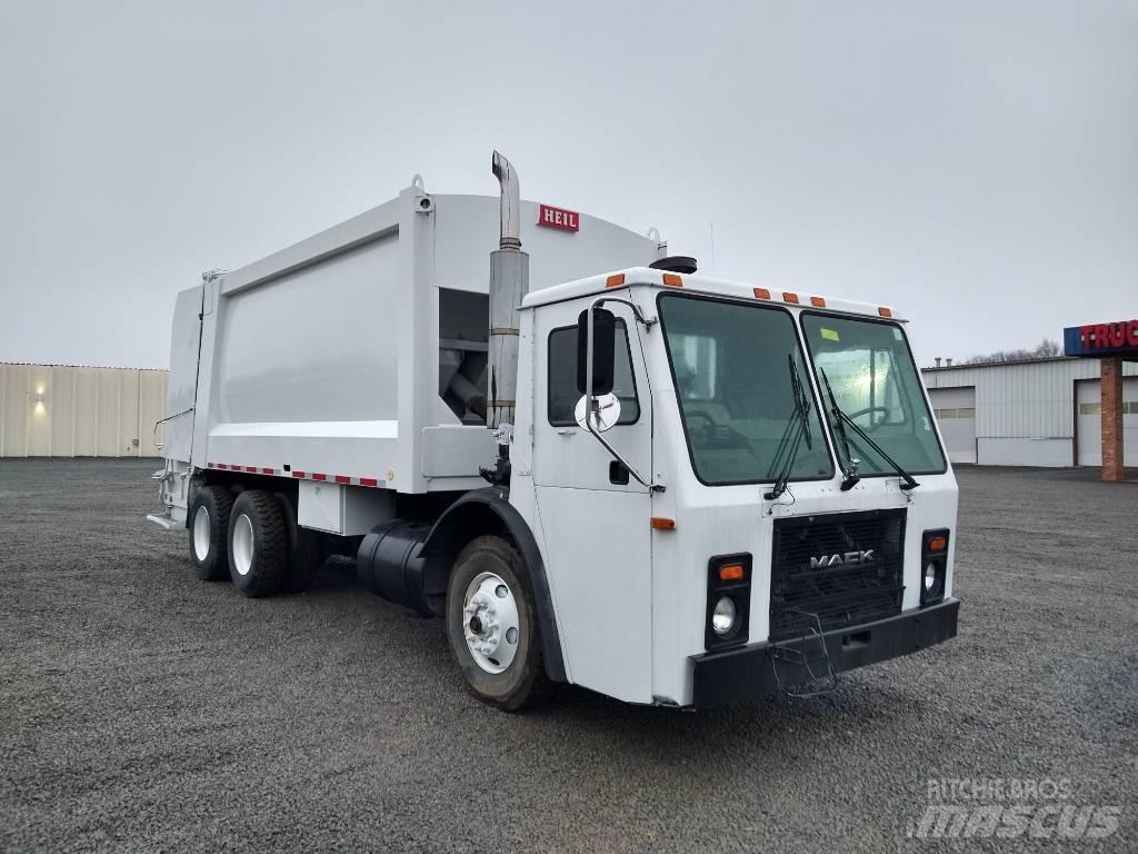 Mack LE613 Vuilniswagens