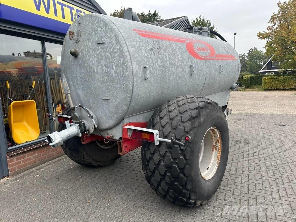 Jako 8000 Drijfmesttanks