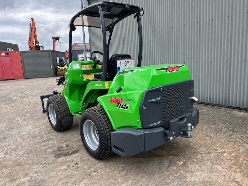 Avant 755 i Miniladers