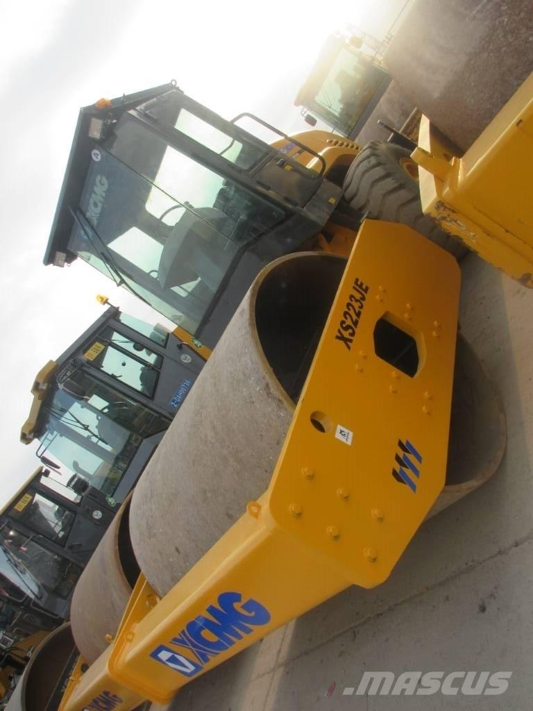 XCMG XS 223 J Trilrolwalsen