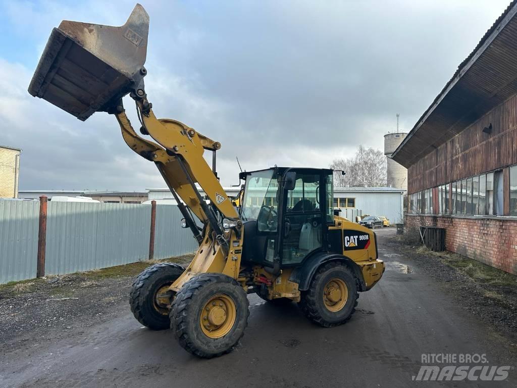 CAT 906 Wielladers