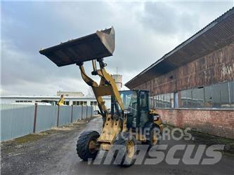CAT 906 Wielladers