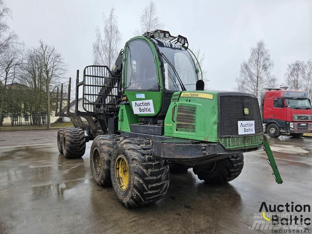 John Deere 1010 E Forwarders