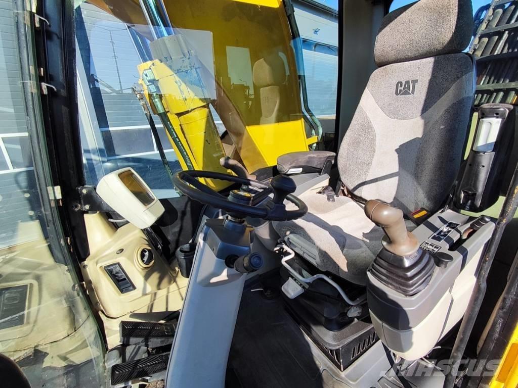 CAT M 318 C Wielgraafmachines