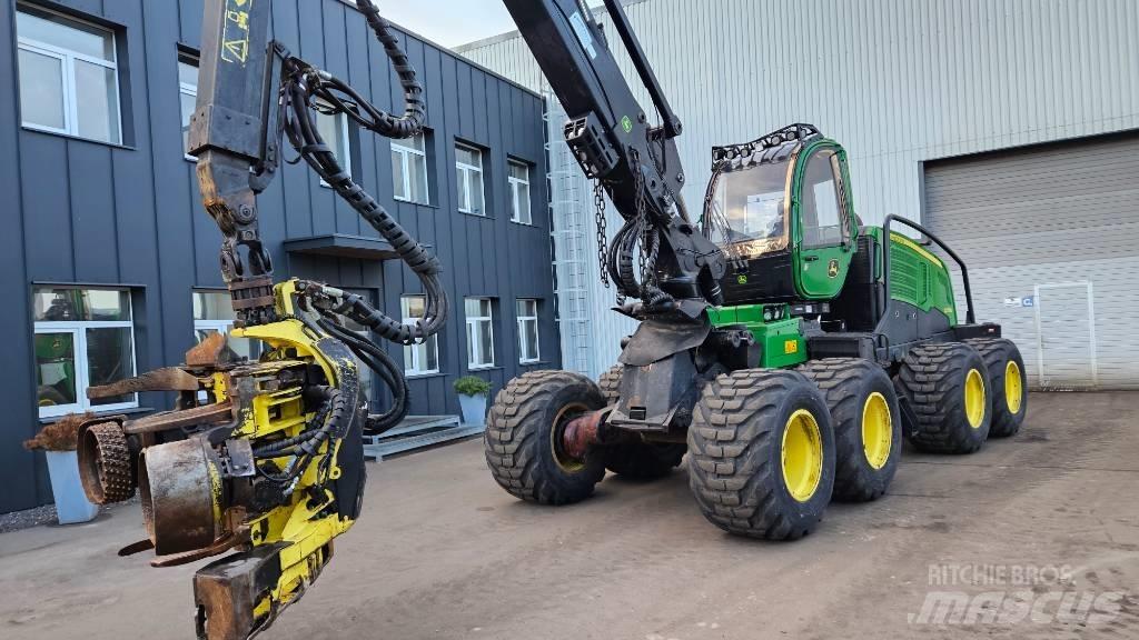 John Deere 1270 G Harvesters