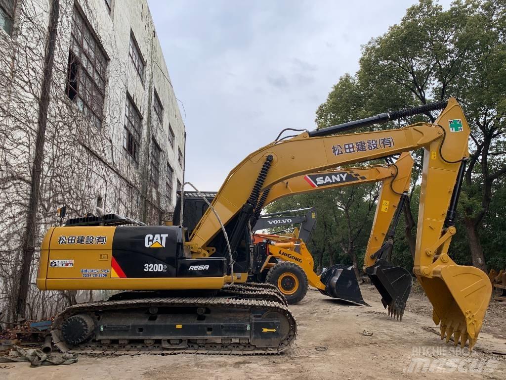 CAT 320D2 Rupsgraafmachines