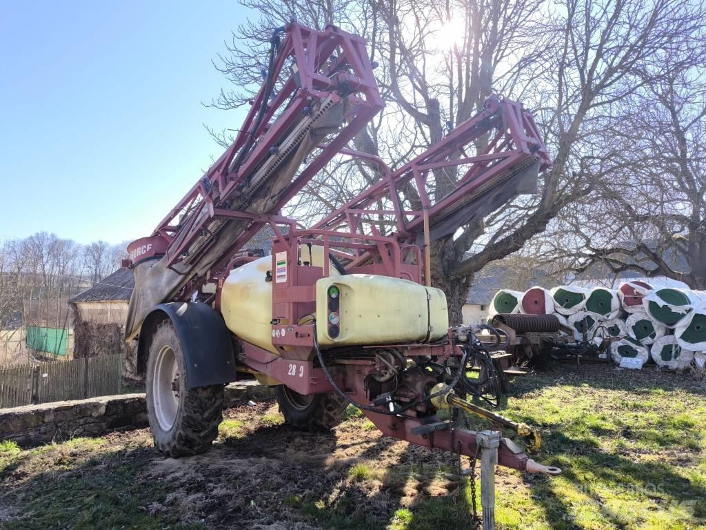 Hardi Commander 2800 Getrokken spuitmachines